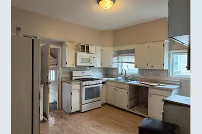 743 Bangs Street, Aurora, IL 60505 - Photo 13