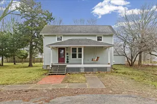 805 W Blaine St, Monticello, IL 61856 - Photo 3