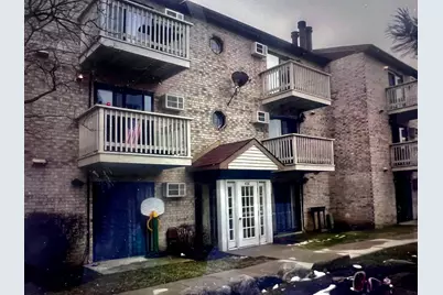 456 E Spruce Drive #2B, Palatine, IL 60067 - Photo 1