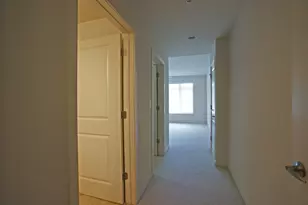 425 Benjamin Dr, Vernon Hills, IL 60061 - Photo 11