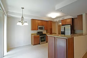 425 Benjamin Dr, Vernon Hills, IL 60061 - Photo 5