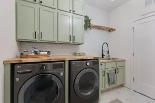 2034 Link Dr, Buffalo Grove, IL 60089 - Photo 11