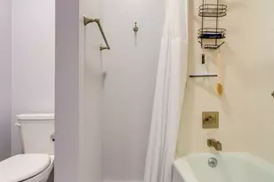 133 Rivershire Ln, Lincolnshire, IL 60069 - Photo 17