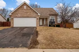 5094 Grand Cape Rd, Rockford, IL 61109 - Photo 1