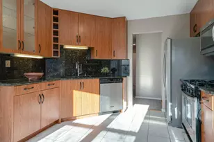 76 Willow Pkwy, Buffalo Grove, IL 60089 - Photo 11