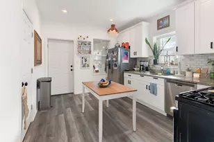 3453 S Lituanica Ave, Chicago, IL 60608 - Photo 9