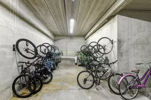 300 Village Circle, Willow Springs, IL 60480 - Photo 21