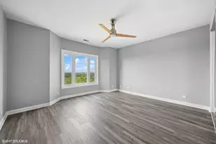 1 Renaissance Pl, Palatine, IL 60067 - Photo 11