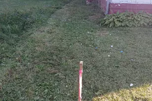 105 W Pleasant St, Freeport, IL 61032 - Photo 5