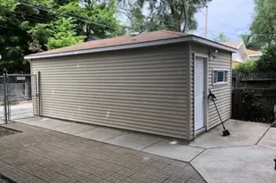 7428 S Princeton Ave, Chicago, IL 60621 - Photo 7