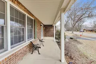 56 Winthrop New Rd, Sugar Grove, IL 60554 - Photo 3