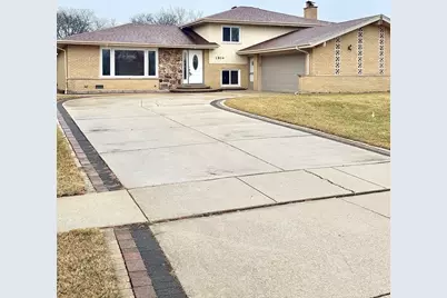 [Address not provided], Darien, IL 60561 - Photo 1