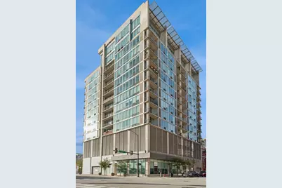 700 W Van Buren Street #PH2, Chicago, IL 60607 - Photo 1