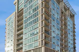 700 W Van Buren St, Chicago, IL 60607 - Photo 1