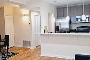 2958 W Nelson St, Chicago, IL 60618 - Photo 3