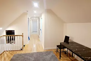 2958 W Nelson St, Chicago, IL 60618 - Photo 9