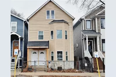 2958 W Nelson Street, Chicago, IL 60618 - Photo 1