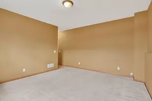 2043 Derby Ln, Belvidere, IL 61008 - Photo 25