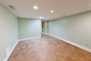 7738 W Rascher Ave, Chicago, IL 60656 - Photo 19