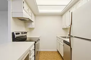 155 N Harbor Dr, Chicago, IL 60601 - Photo 13