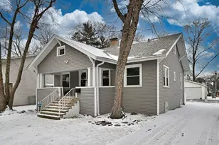 110 S Yale Ave, Villa Park, IL 60181 - Photo 3