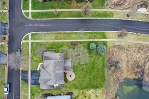39W126 Revere House Ln, Geneva, IL 60134 - Photo 25