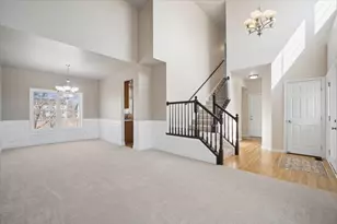 39W126 Revere House Ln, Geneva, IL 60134 - Photo 19