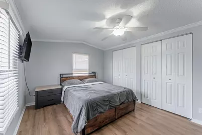 106 8th Avenue, Bartlett, IL 60103 - Photo 13