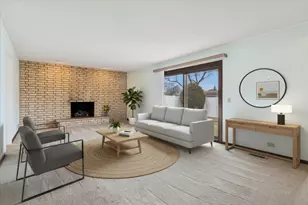 43 Inner Cir Dr, Des Plaines, IL 60016 - Photo 11