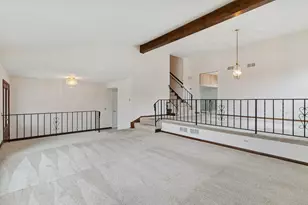 43 Inner Cir Dr, Des Plaines, IL 60016 - Photo 5