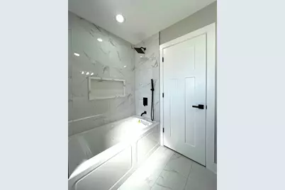 14539 Murray Avenue, Dolton, IL 60419 - Photo 7