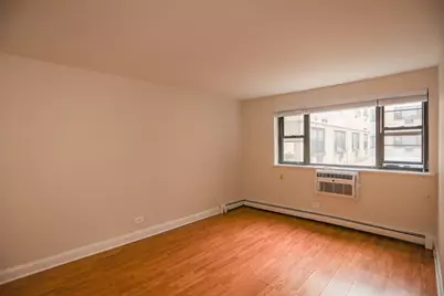 606 W Cornelia Avenue #381, Chicago, IL 60657 - Photo 3