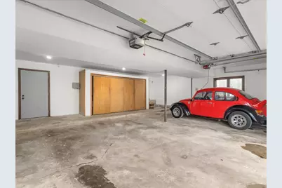 5827 Coachman Court, Rockford, IL 61107 - Photo 83