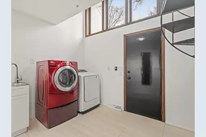 5827 Coachman Court, Rockford, IL 61107 - Photo 27