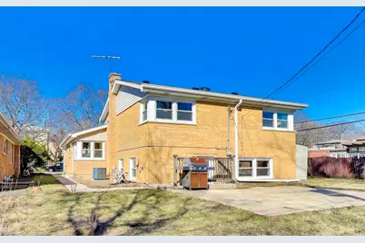 9043 Kenton Avenue, Skokie, IL 60076 - Photo 25