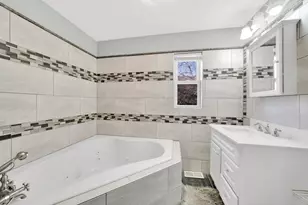 9436 S Spaulding Ave, Evergreen Park, IL 60805 - Photo 17