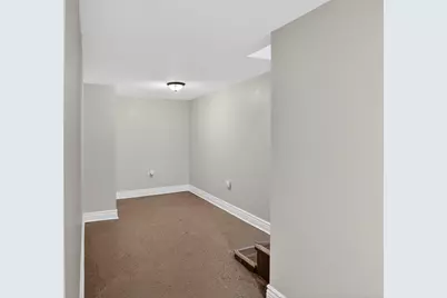 [Address not provided], Chicago, IL 60637 - Photo 35