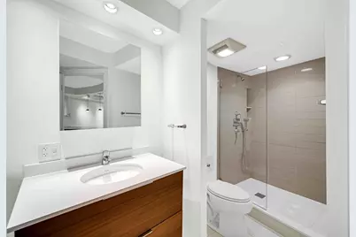 300 N State Street #2510, Chicago, IL 60654 - Photo 13