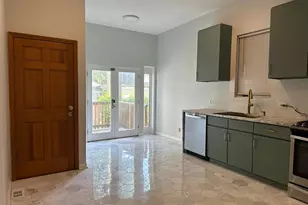 923 W Fletcher St, Chicago, IL 60657 - Photo 9