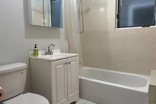 923 W Fletcher St, Chicago, IL 60657 - Photo 21