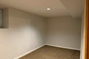 923 W Fletcher St, Chicago, IL 60657 - Photo 25