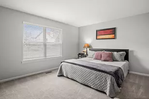 3201 Renard Ln, Saint Charles, IL 60175 - Photo 19