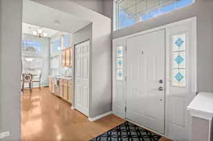 3201 Renard Ln, Saint Charles, IL 60175 - Photo 5