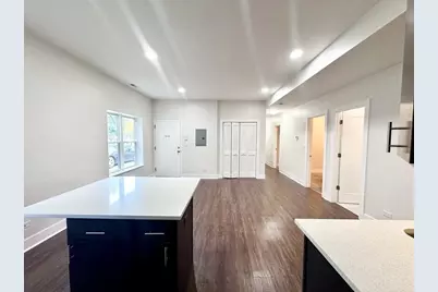 2959 N Hamlin Avenue #1B, Chicago, IL 60618 - Photo 3