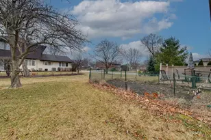 137 Haverhill Ln, Schaumburg, IL 60193 - Photo 35