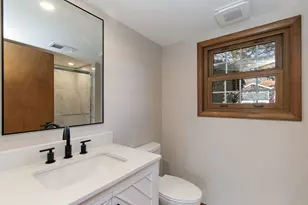 657 Lomond Dr, Mundelein, IL 60060 - Photo 23