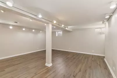 657 Lomond Drive, Mundelein, IL 60060 - Photo 25