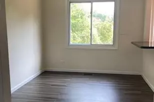 785 Woodside Dr, Roselle, IL 60172 - Photo 3