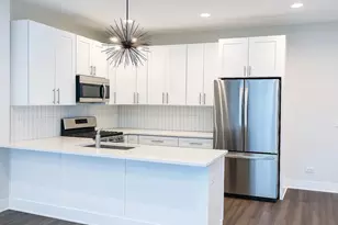 4608 S Indiana Ave, Chicago, IL 60653 - Photo 3