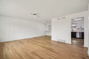 329 Antelope Trail, Carol Stream, IL 60188 - Photo 7